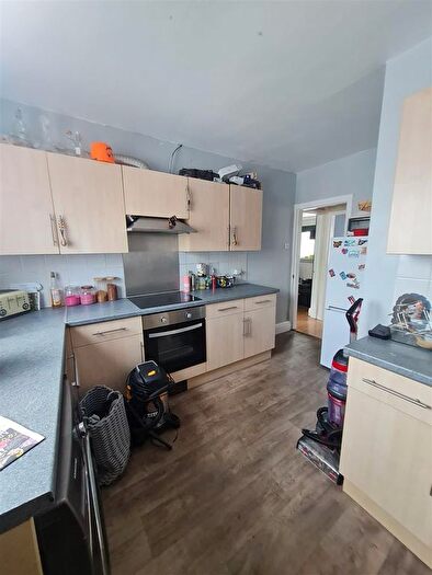 2 Bedroom Flat To Rent In Downing Street, Sutton-In-Ashfield, NG17