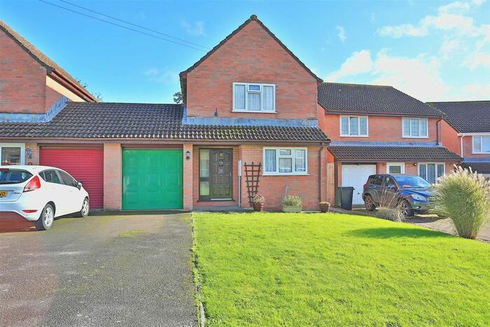 3 Bedroom Property For Sale In Axeford Meadows, Chard Junction, Chard, TA20