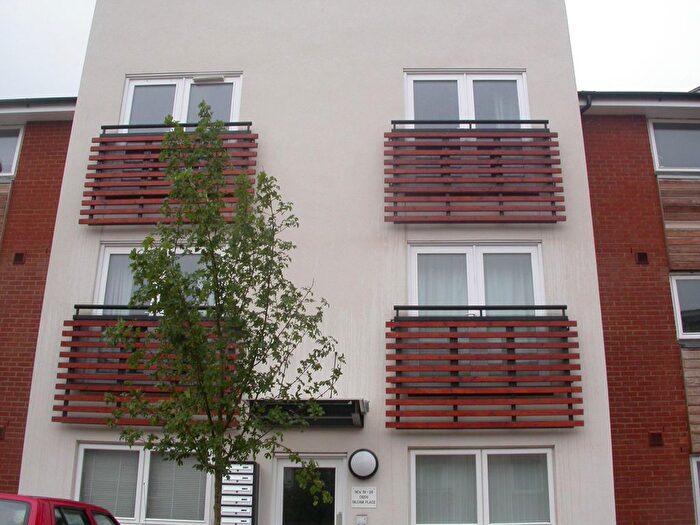 2 Bedroom Flat For Sale In Siloam Place, Ipswich, Suffolk, IP3