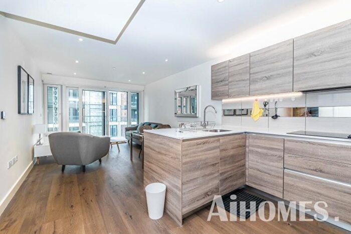 2 Bedroom Flat For Sale In Deveraux House, Duke Of Wellington Avenue, London, SE18