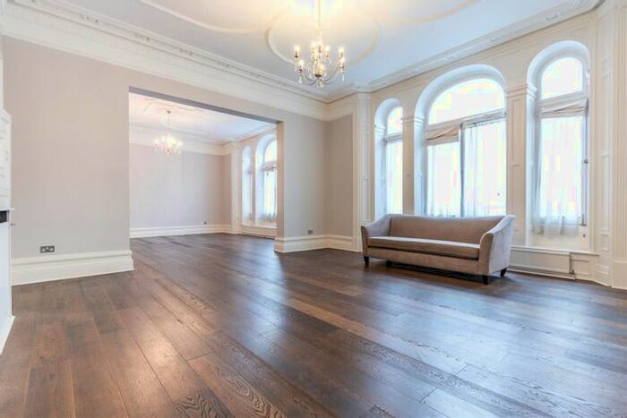 3 Bedroom Flat To Rent In Carlisle Place, Victoria, SW1P