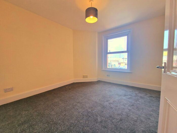 2 Bedroom Flat To Rent In Britannia Road, St Marys, SO14