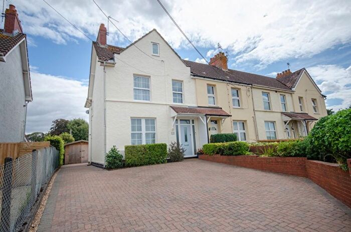 3 Bedroom End Of Terrace House For Sale In Old Gloucester Road, Frenchay, Bristol, BS16