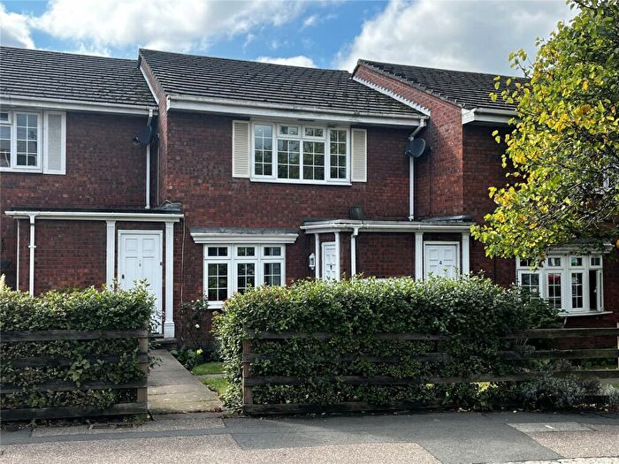 2 Bedroom Apartment To Rent In Plantagenet Road, Barnet, Hertfordshire, EN5