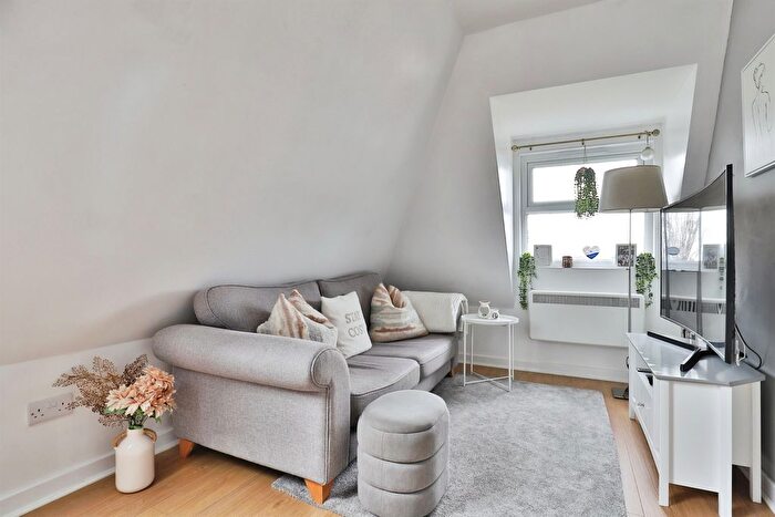 1 Bedroom Flat For Sale In Christchurch Road, Boscombe, Bournemouth, BH7