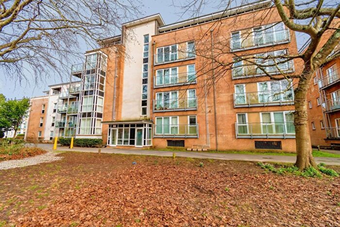 1 Bedroom Flat For Sale In Suttones Place, Southampton, Hampshire, SO15