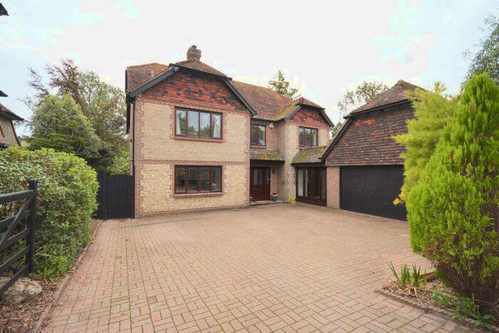4 Bedroom Detached House To Rent In Burpham, Arundel, BN18