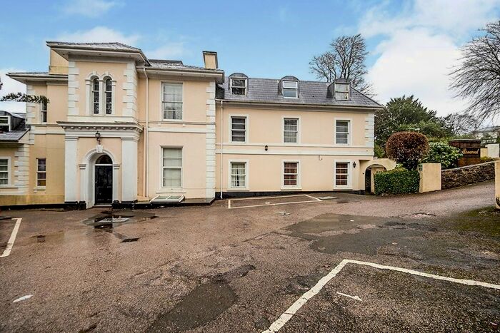 2 Bedroom Flat To Rent In Higher Erith Road, Torquay TQ1