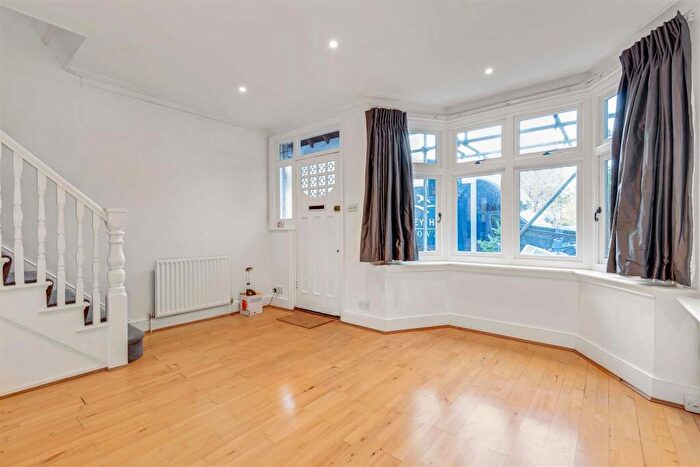 3 Bedroom Terraced House For Sale In Treen Avenue, Barnes, London, SW13