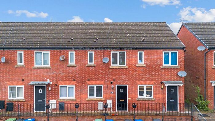 2 Bedroom Terraced House For Sale In Railway Street, Atherton, M46
