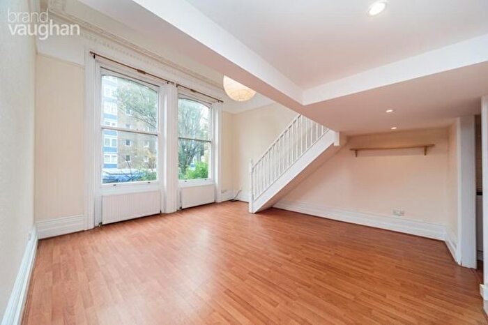 2 Bedroom Flat To Rent In Tisbury Road, Hove, BN3