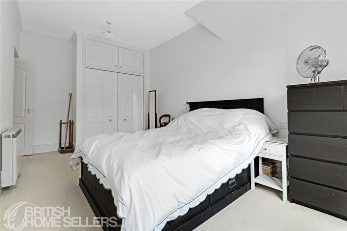 1 Bedroom Flat For Sale In Castle Malwood Lodge, Minstead, Lyndhurst, Hampshire, SO43