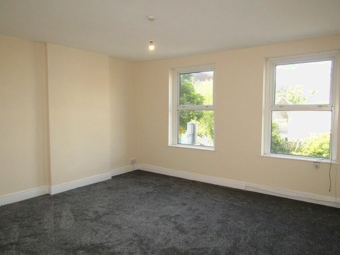 1 Bedroom Studio To Rent In Herbert Street, Pontardawe, Swansea, City And County Of Swansea., SA8