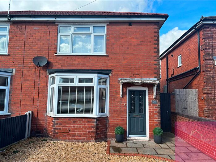 3 Bedroom Semi-Detached House To Rent In Sayers Road, Stafford, Staffordshire, ST16