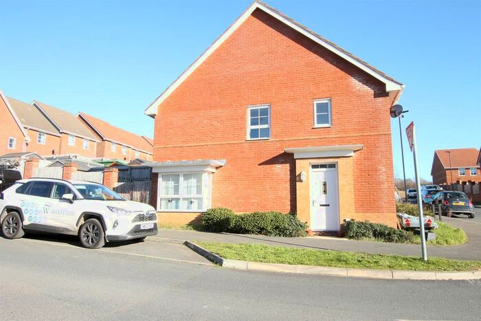 3 Bedroom Terraced House To Rent In Godric Road, Pan Meadows, Newport, PO30