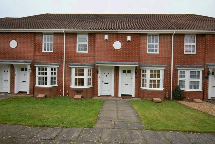 2 Bedroom Terraced House To Rent In Longcroft Lane, Welwyn Garden City, AL8