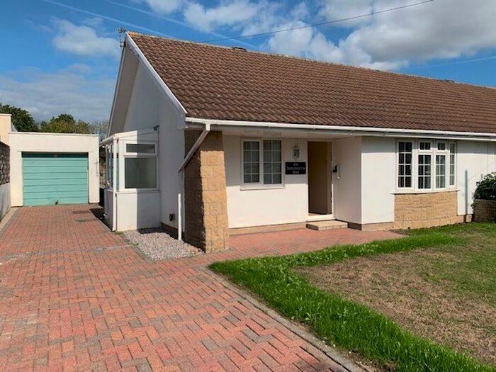 3 Bedroom Bungalow To Rent In Monmouth Way, Llantwit Major, CF61