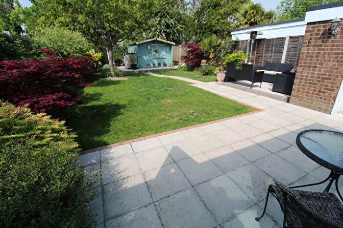 2 Bedroom Semi-Detached Bungalow For Sale In Devon Gardens, Rochford, Essex, SS4