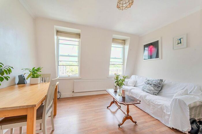 1 Bedroom Flat For Sale In Sinclair Road, Brook Green, London, W14