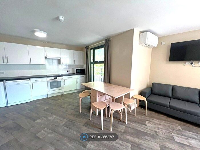 7 Bedroom Flat To Rent In Stokes Croft, Bristol, BS1