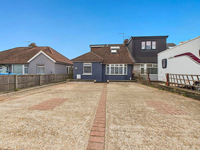 3 Bedroom Chalet For Sale In Upper Brighton Road, BN1