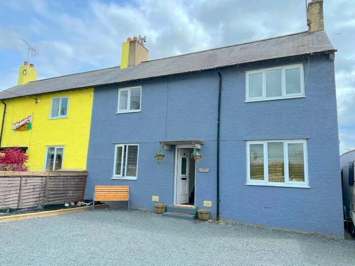 3 Bedroom Semi-Detached House For Sale In Heol Y Bannau, Pontrhydfendigaid, Ystrad Meurig, SY25