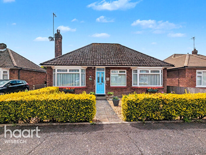 3 Bedroom Detached Bungalow For Sale In Leverington Road, Wisbech, PE13