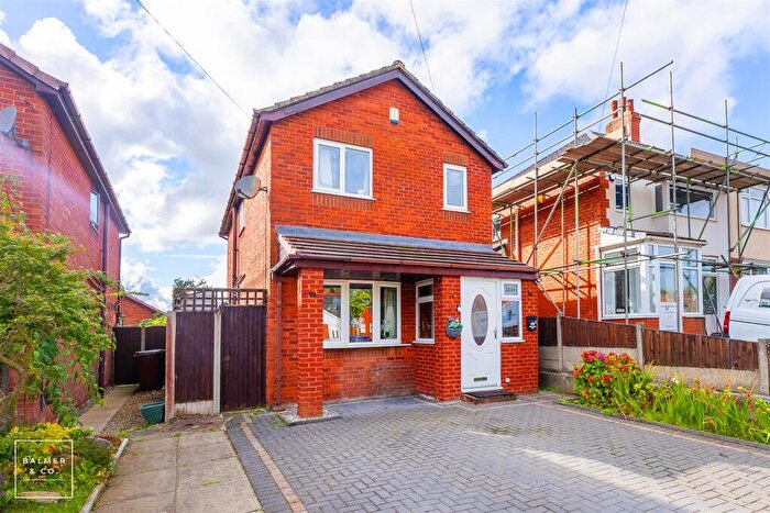 3 Bedroom Detached House For Sale In North Road, Atherton, M46
