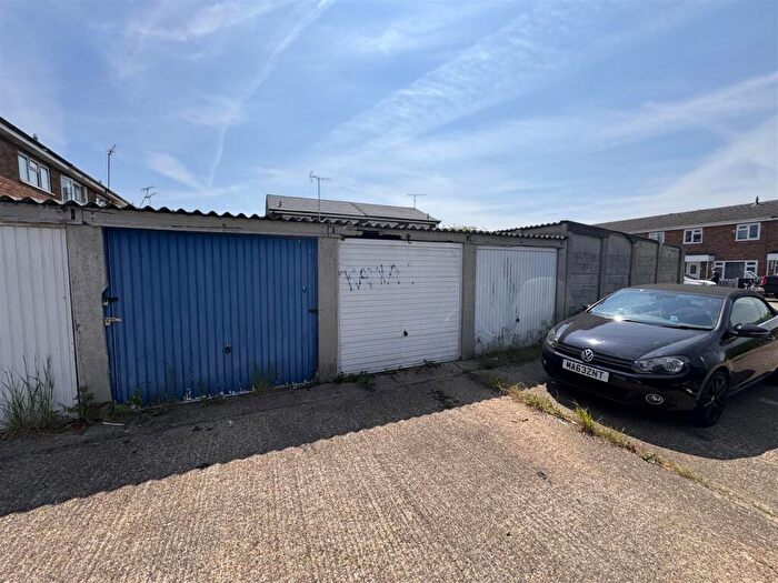 Property To Rent In Garage For Rent - Harvest Road, Canvey Island, SS8