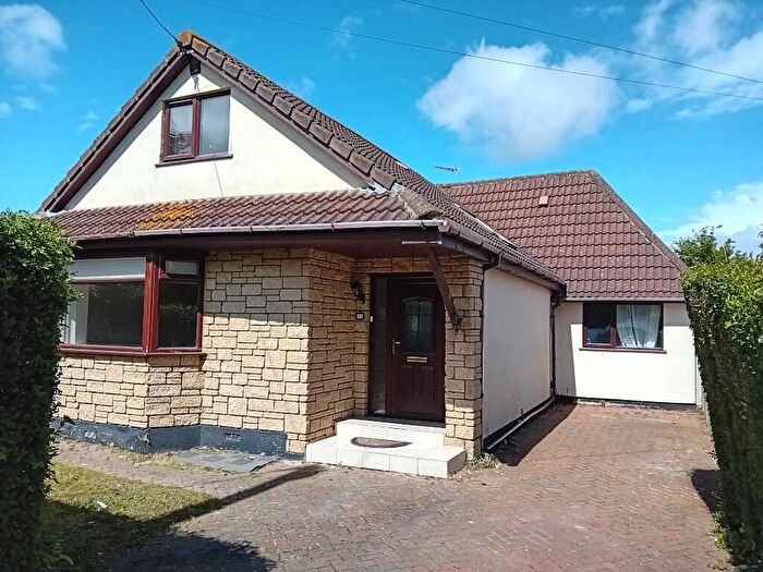 4 Bedroom Detached House For Sale In Beach Avenue, BS35