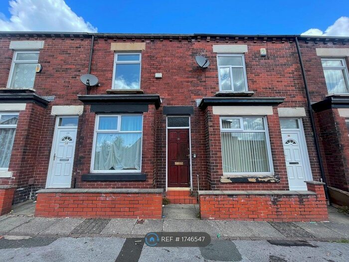 2 Bedroom Terraced House To Rent In Kingsley Street, Bolton, BL1