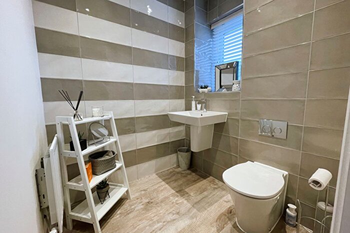 3 Bedroom Detached House For Sale In Poppy Field Way, Carlton-In-Lindrick, Worksop, S81