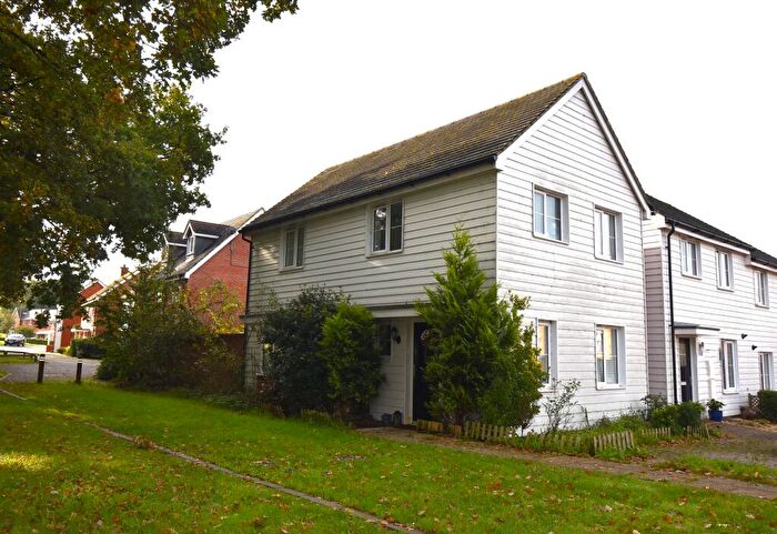3 Bedroom House To Rent In Grant Drive, Church Crookham, Fleet, Hampshire, GU52