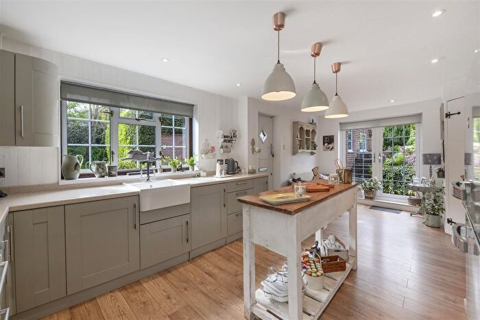 3 Bedroom Cottage For Sale In Addington Green, Addington, West Malling, ME19