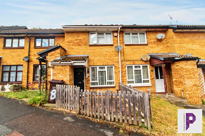 2 Bedroom Terraced House For Sale In Alfred Close, Chatham, Kent, ME4