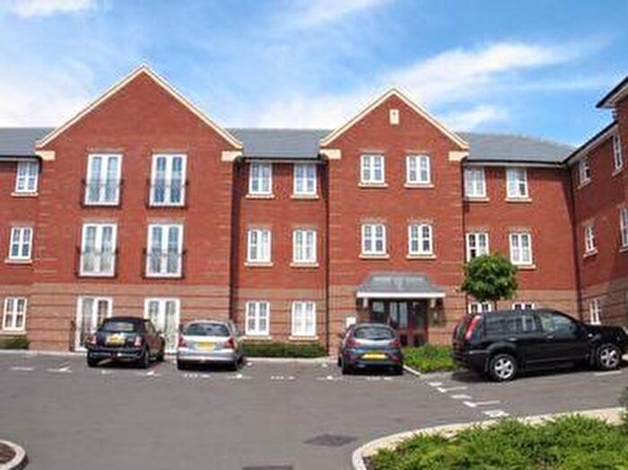 2 Bedroom Flat To Rent In Thornbury Close, Mill Hill, London, NW7