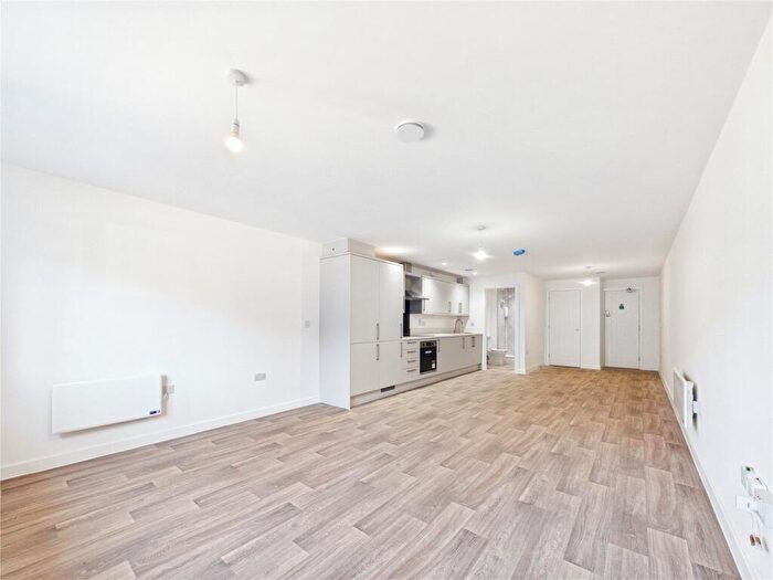 Apartment To Rent In Phoenix Court, Hawkins Road, Colchester, CO2