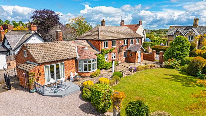 5 Bedroom Detached House For Sale In Grade Ii Listed Elegance With Annexe & South-Facing Gardens, NG23