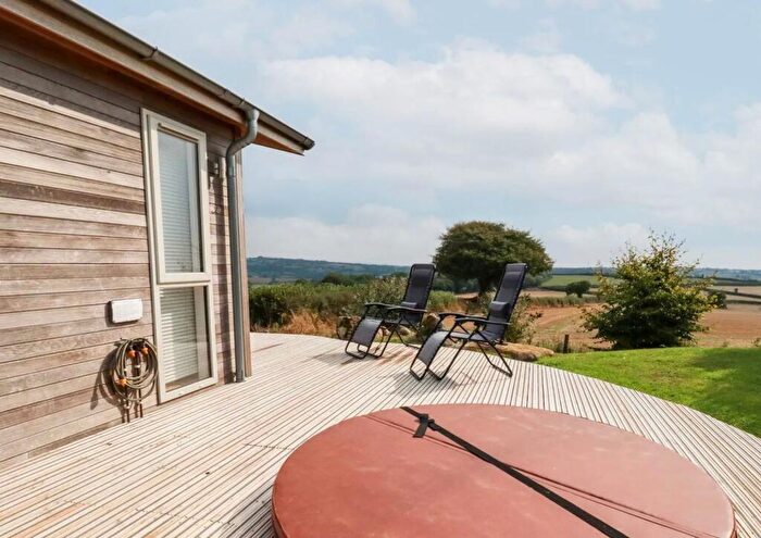 2 Bedroom Lodge For Sale In Horizon View, Southern Halt, Havett Road, Dobwalls, Cornwall, PL14