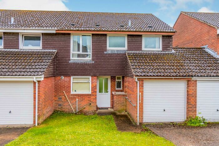 4 Bedroom Terraced House To Rent In Badger Farm, Winchester, SO22