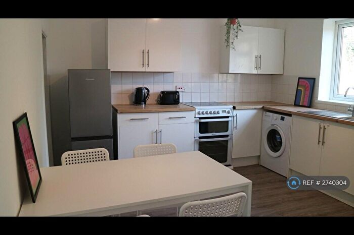 4 Bedroom Terraced House To Rent In Bellevue Road, Bristol, BS5