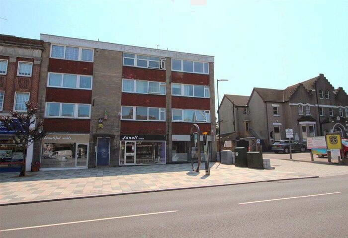 2 Bedroom Flat To Rent In Elm Parade, Main Road, Sidcup, DA14