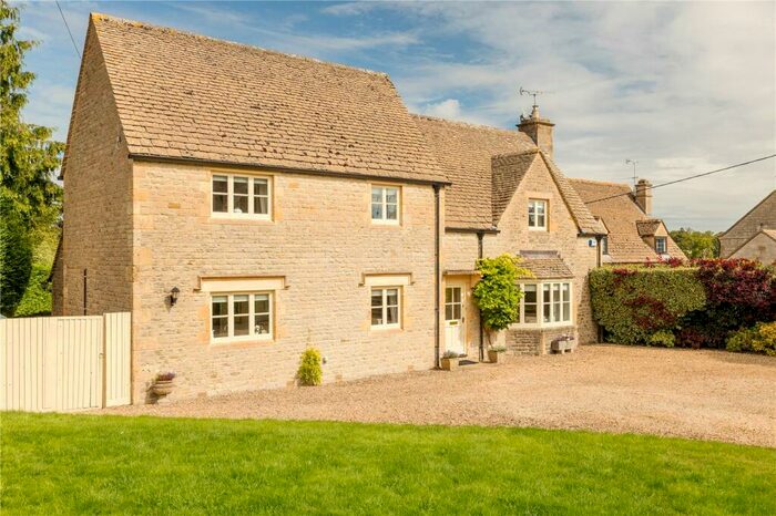 4 Bedroom Detached House For Sale In Windrush, Burford, OX18