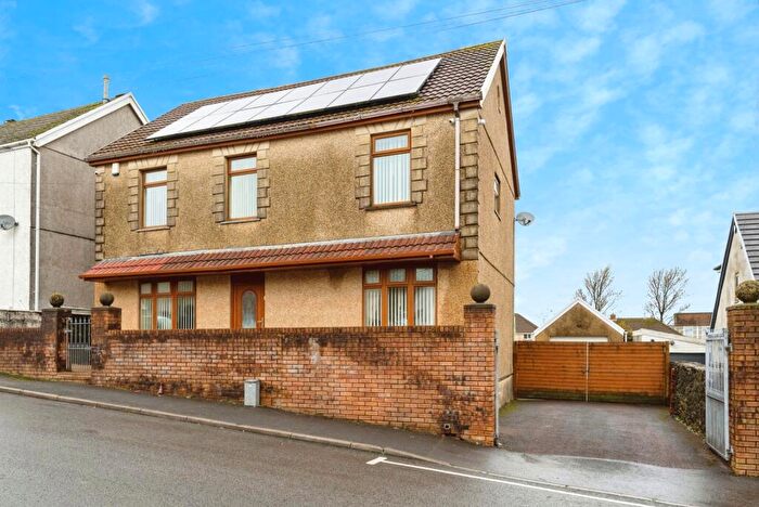 6 Bedroom Detached House For Sale In Roger Street, Treboeth, Swansea, SA5