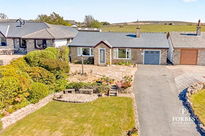 3 Bedroom Bungalow For Sale In Sunnyhurst, Tockholes Road, Golden Soney, Tockholes, Darwen, BB3