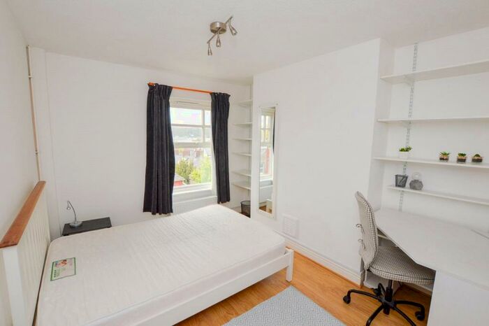 2 Bedroom Apartment To Rent In Plas Meuryn, High Street, Bangor, Gwynedd, LL57