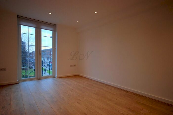 1 Bedroom Flat To Rent In Fretherne Road, Welwyn Garden City, AL8