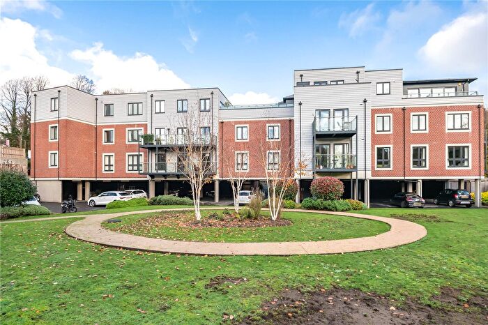 1 Bedroom Flat For Sale In Wilkins Court, RG9