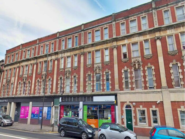 2 Bedroom Flat To Rent In Clarence Place, Newport, NP19