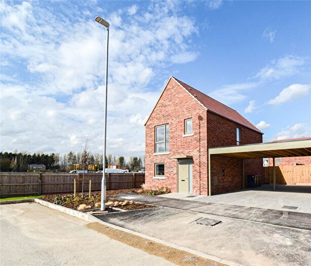 3 Bedroom Detached House To Rent In Titch Street, Cambridge, CB5